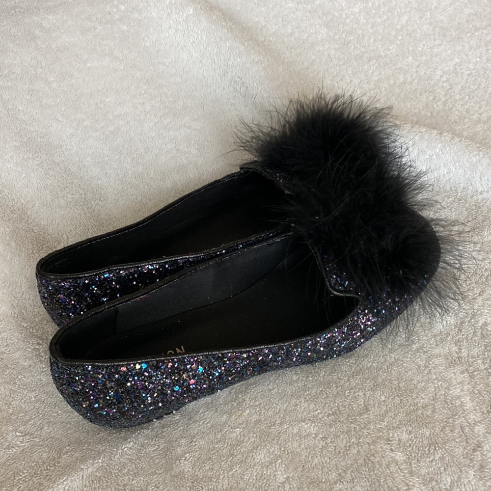 Reaction Kenneth Cole flats Holiday flats that shine - Picture 3 of 9